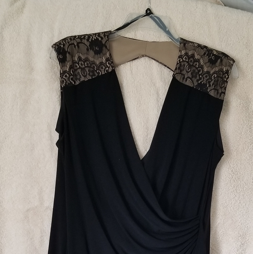 V-neck front & back